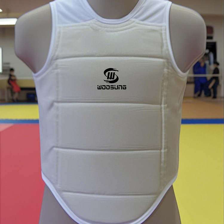 Pu karate brystvagt