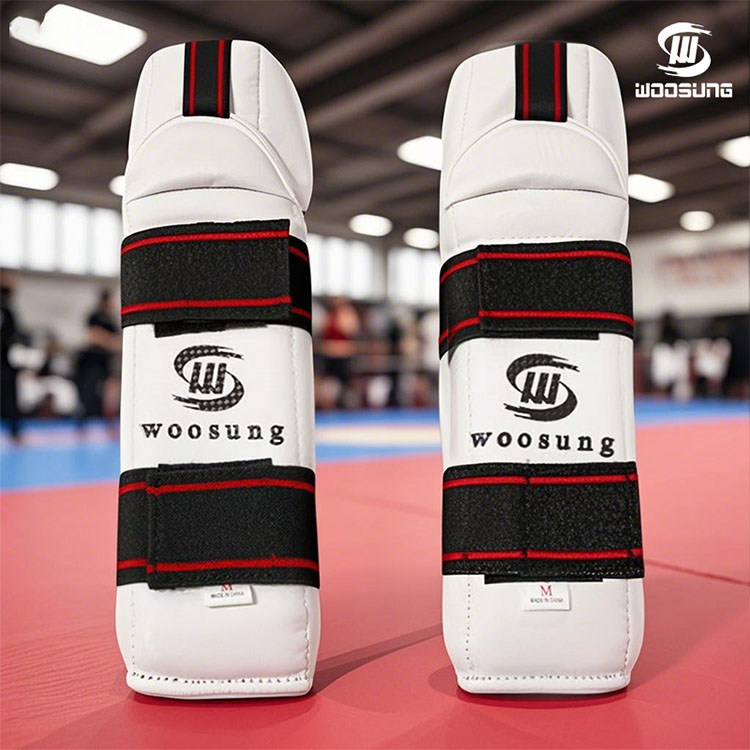 Taekwondo armbeskyttelse med albue